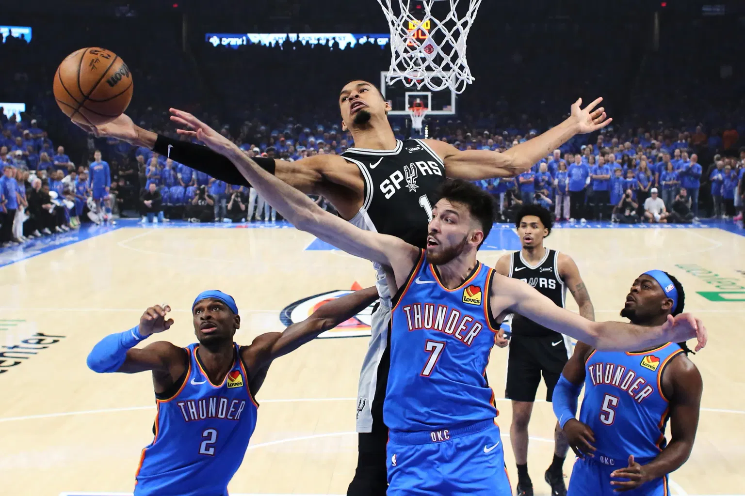 Wembanyama's 41-20 Masterclass Leads Spurs Past Thunder in Double-OT Classic