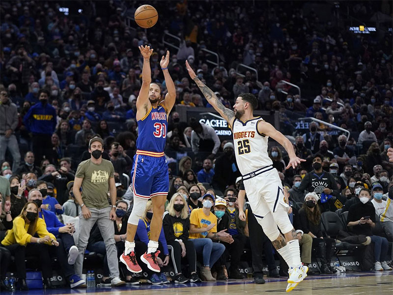 Most 3 Pointers Made in One Season