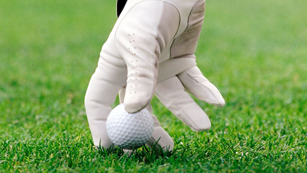 What Hand Do You Wear A Golf Glove On?