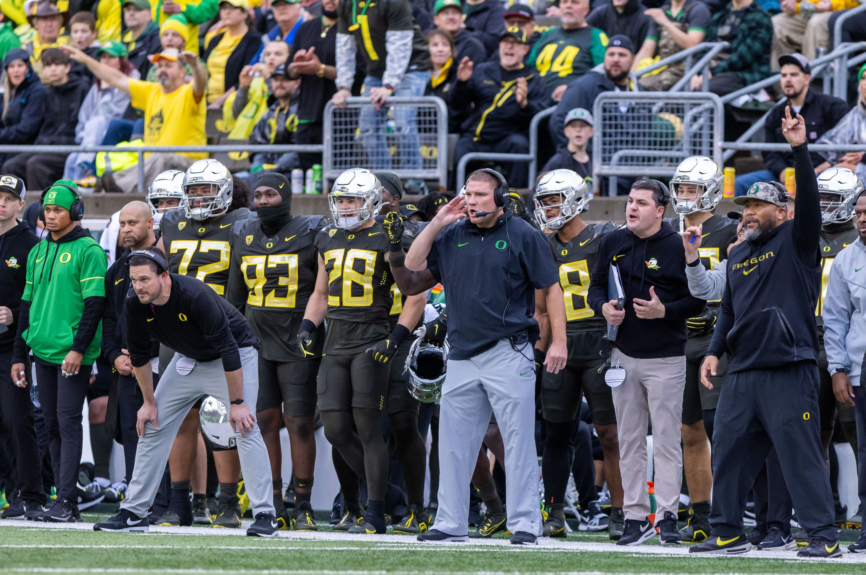 behind the scenes how much do nfl assistant coaches make _c295c43e 2198 4566 9fda dadc00afaab9
