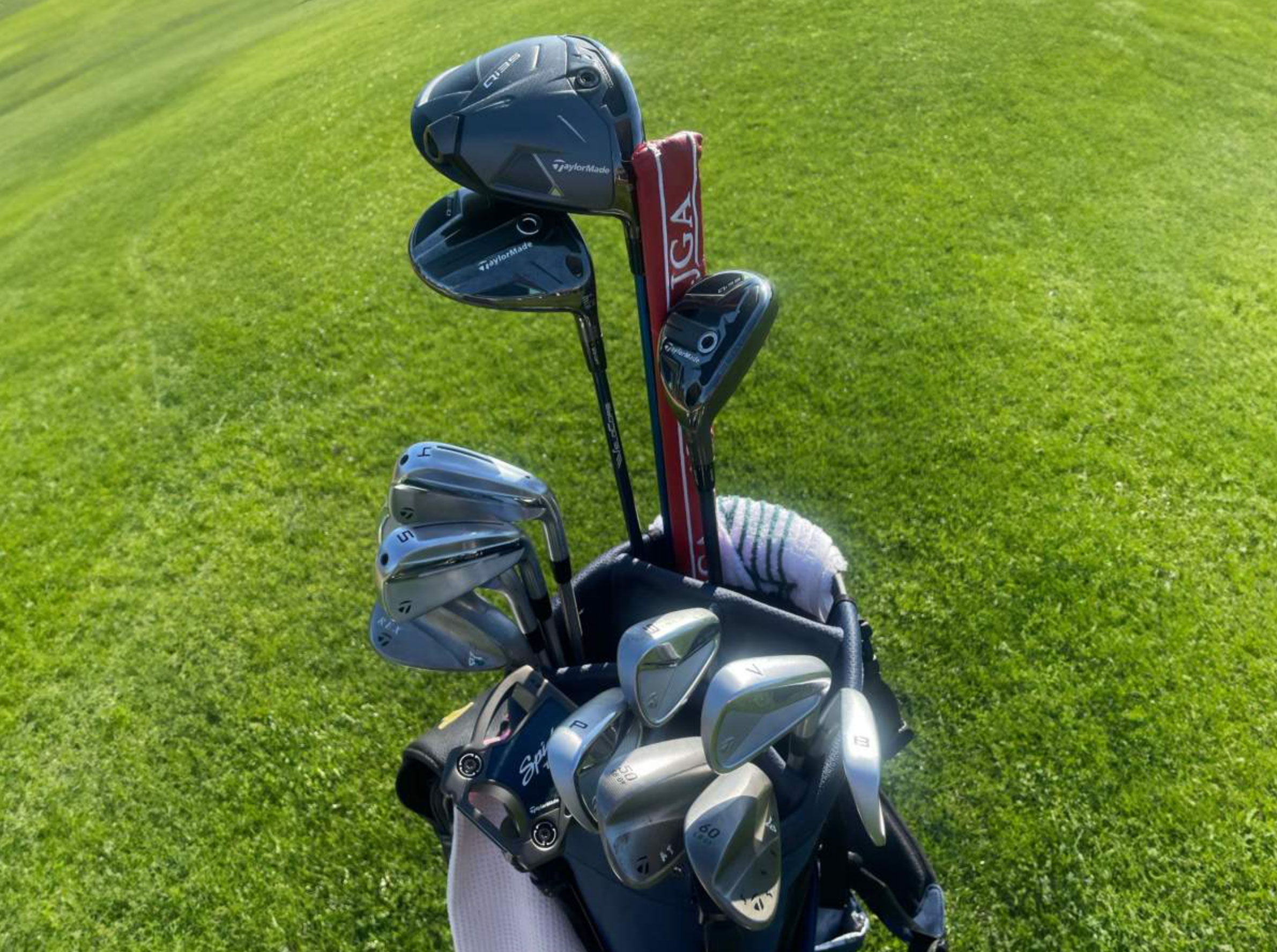how many holes in golf_21ced296 c348 4588 909c 404633e9c620